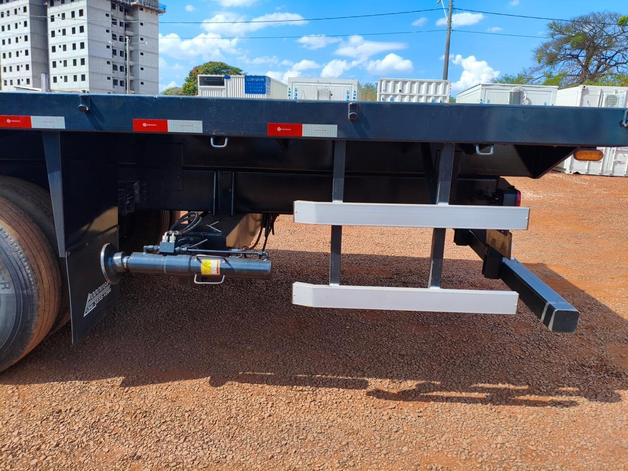 Detalhe da carroceria reforçada