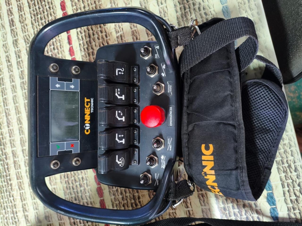 Rádio controle do Munck